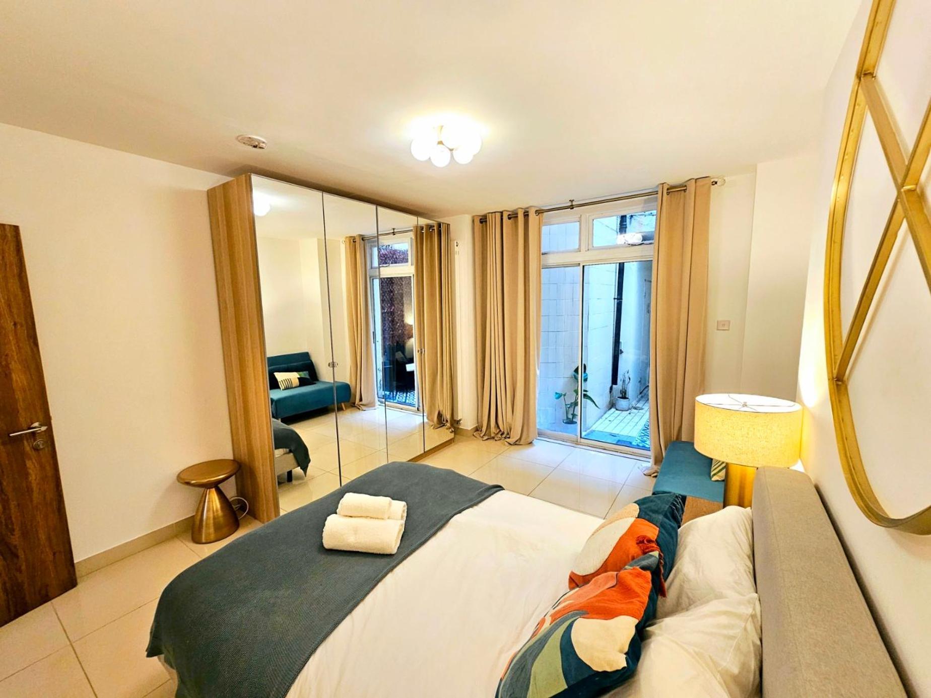 Modern Hyde Park Home With Private Entrance & Private Back Patio Near Bayswater & Paddington Stations London Exterior foto